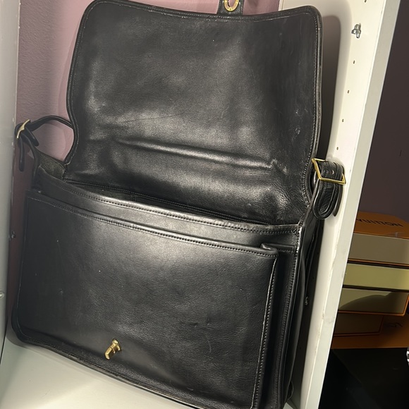 • COACH Briefcase - Picture 5 of 9